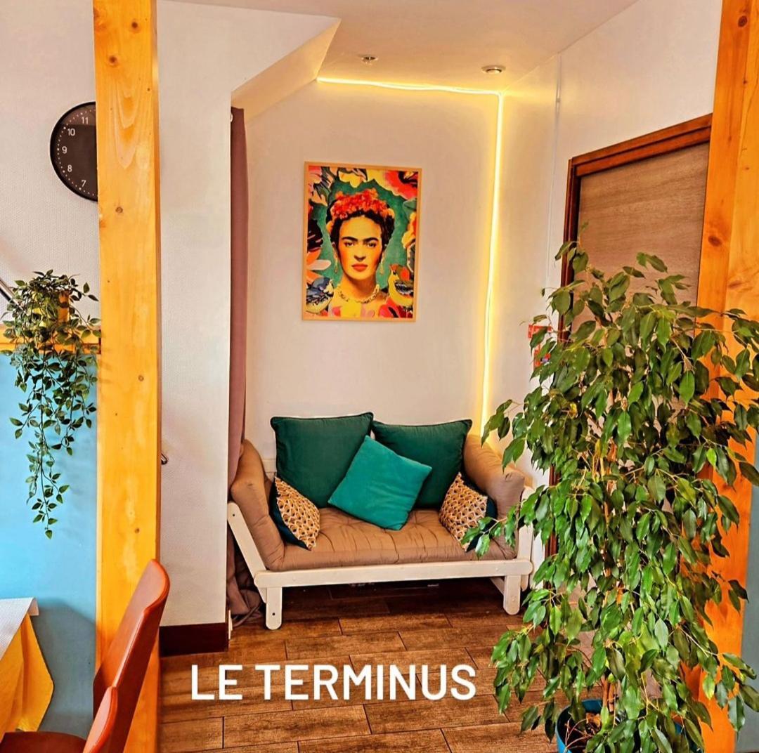 Le Terminus LʼArbresle Exterior foto